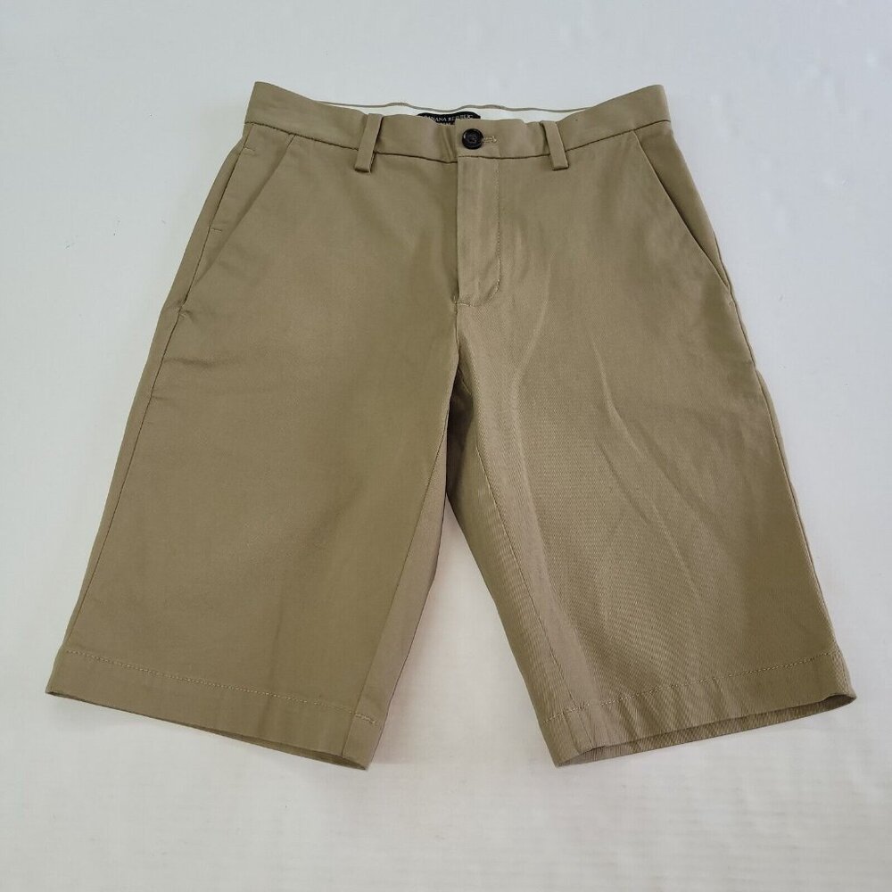 Banana Republic‎ Emerson Short Mens 26 (Actual 28) Khaki Flat Front 11" Uniform